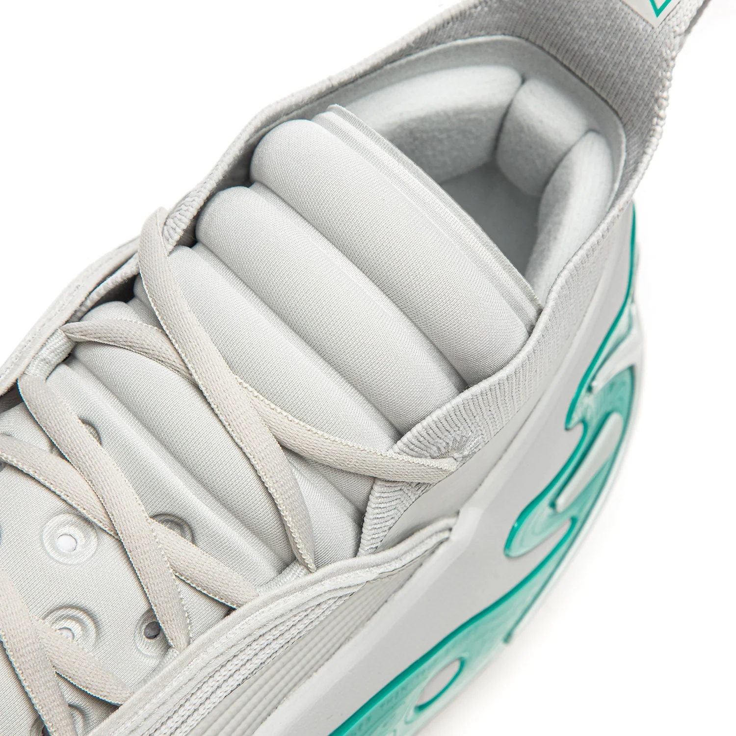 Way of Wade 11 "Grauer Junge" - Image 10